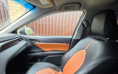 Toyota Camry, 2018 год, 2 300 000 рублей, 14 фотография