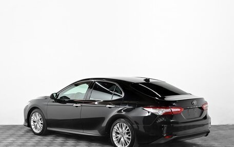 Toyota Camry, 2019 год, 2 699 000 рублей, 4 фотография