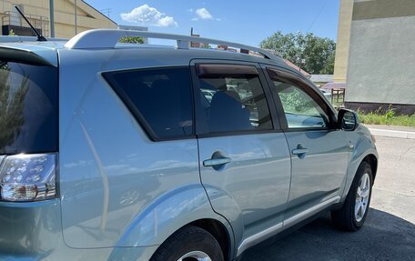 Mitsubishi Outlander III рестайлинг 3, 2007 год, 930 000 рублей, 4 фотография