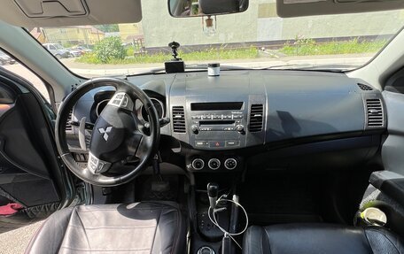 Mitsubishi Outlander III рестайлинг 3, 2007 год, 930 000 рублей, 11 фотография