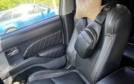 Mitsubishi Outlander III рестайлинг 3, 2007 год, 930 000 рублей, 13 фотография