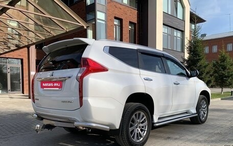 Mitsubishi Pajero Sport III рестайлинг, 2018 год, 2 990 000 рублей, 2 фотография