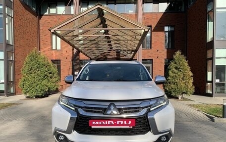 Mitsubishi Pajero Sport III рестайлинг, 2018 год, 2 990 000 рублей, 7 фотография