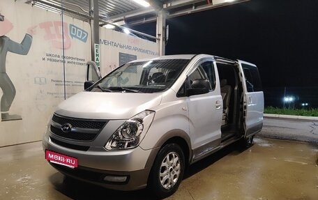 Hyundai Grand Starex Grand Starex I рестайлинг 2, 2008 год, 1 200 000 рублей, 10 фотография