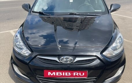 Hyundai Solaris II рестайлинг, 2011 год, 720 000 рублей, 5 фотография