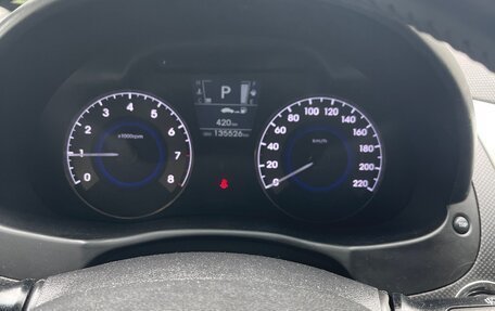 Hyundai Solaris II рестайлинг, 2011 год, 720 000 рублей, 33 фотография