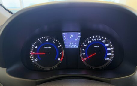 Hyundai Solaris II рестайлинг, 2013 год, 790 000 рублей, 11 фотография