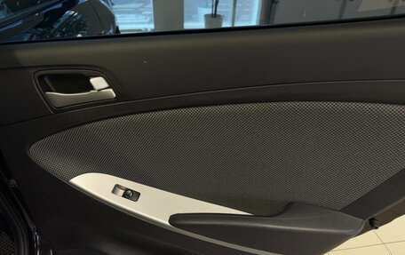 Hyundai Solaris II рестайлинг, 2013 год, 790 000 рублей, 17 фотография