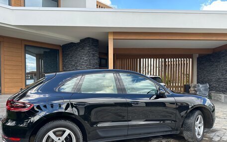 Porsche Macan I рестайлинг, 2017 год, 3 950 000 рублей, 3 фотография