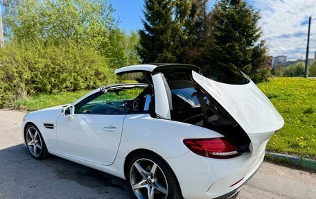 Mercedes-Benz SLC, 2017 год, 2 450 000 рублей, 22 фотография