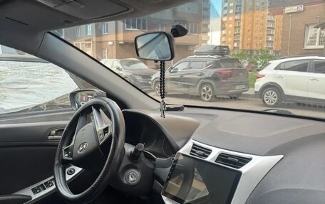 Hyundai Solaris II рестайлинг, 2016 год, 850 000 рублей, 2 фотография