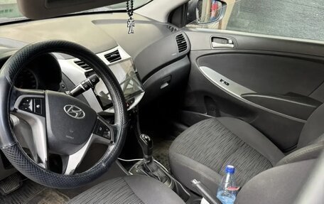 Hyundai Solaris II рестайлинг, 2016 год, 850 000 рублей, 8 фотография