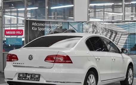 Volkswagen Passat B7, 2011 год, 899 000 рублей, 6 фотография