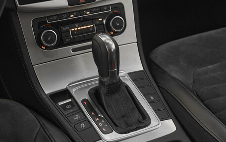 Volkswagen Passat B7, 2011 год, 899 000 рублей, 15 фотография