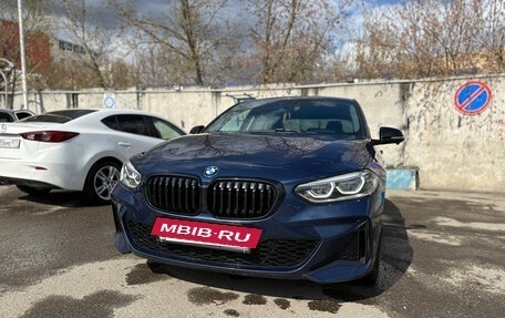 BMW 1 серия, 2021 год, 2 670 000 рублей, 3 фотография