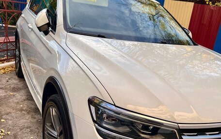 Volkswagen Tiguan II, 2018 год, 2 600 000 рублей, 4 фотография