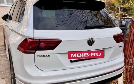 Volkswagen Tiguan II, 2018 год, 2 600 000 рублей, 5 фотография