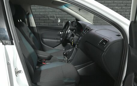 Volkswagen Polo VI (EU Market), 2020 год, 1 000 000 рублей, 11 фотография