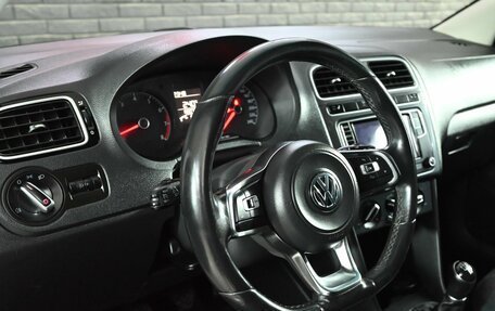 Volkswagen Polo VI (EU Market), 2020 год, 1 000 000 рублей, 13 фотография