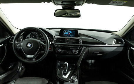 BMW 3 серия, 2018 год, 1 999 700 рублей, 13 фотография