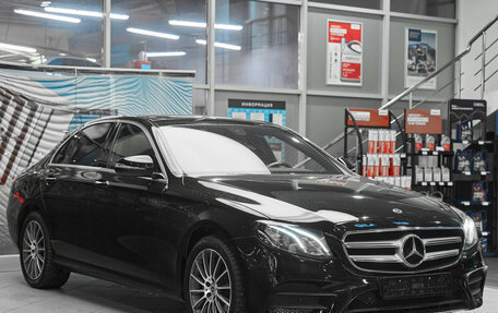 Mercedes-Benz E-Класс, 2020 год, 2 999 000 рублей, 3 фотография
