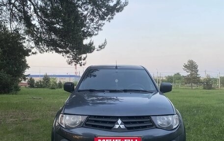 Mitsubishi L200 IV рестайлинг, 2011 год, 1 300 000 рублей, 5 фотография