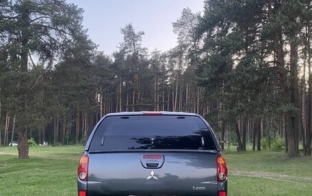 Mitsubishi L200 IV рестайлинг, 2011 год, 1 300 000 рублей, 6 фотография