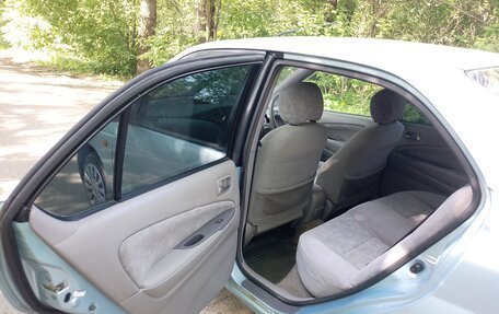 Toyota Prius IV XW50, 1998 год, 255 000 рублей, 8 фотография