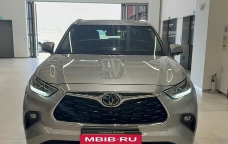 Toyota Highlander, 2025 год, 4 800 000 рублей, 10 фотография