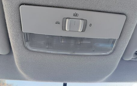 Volkswagen Transporter T6 рестайлинг, 2016 год, 2 800 000 рублей, 12 фотография