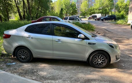 KIA Rio III рестайлинг, 2013 год, 710 000 рублей, 3 фотография