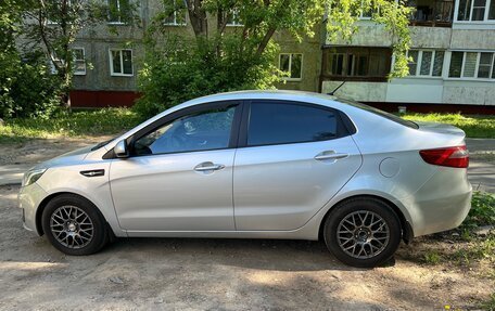 KIA Rio III рестайлинг, 2013 год, 710 000 рублей, 4 фотография