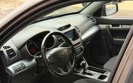 KIA Sorento II рестайлинг, 2014 год, 1 750 000 рублей, 13 фотография
