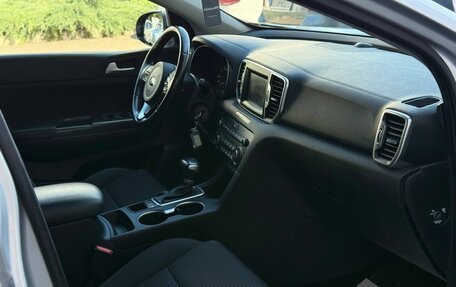 KIA Sportage IV рестайлинг, 2018 год, 2 150 000 рублей, 11 фотография