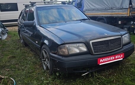 Mercedes-Benz C-Класс, 1996 год, 270 000 рублей, 4 фотография