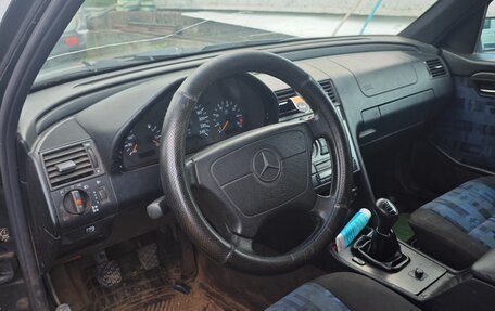 Mercedes-Benz C-Класс, 1996 год, 270 000 рублей, 18 фотография
