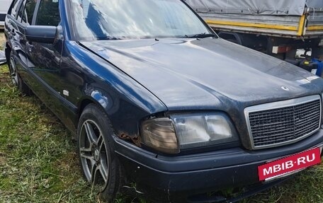 Mercedes-Benz C-Класс, 1996 год, 270 000 рублей, 39 фотография