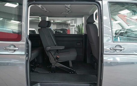 Volkswagen Caravelle T6 рестайлинг, 2019 год, 2 750 000 рублей, 11 фотография