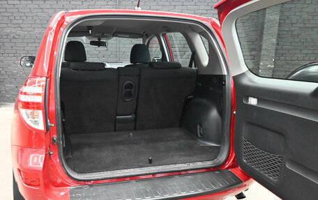 Toyota RAV4, 2011 год, 1 890 000 рублей, 6 фотография