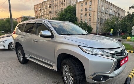 Mitsubishi Pajero Sport III рестайлинг, 2019 год, 3 250 000 рублей, 1 фотография