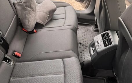 Audi A4, 2019 год, 2 550 000 рублей, 11 фотография