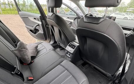 Audi A4, 2019 год, 2 550 000 рублей, 10 фотография