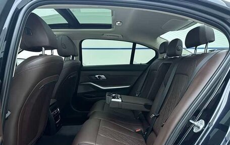 BMW 3 серия, 2023 год, 3 303 000 рублей, 12 фотография