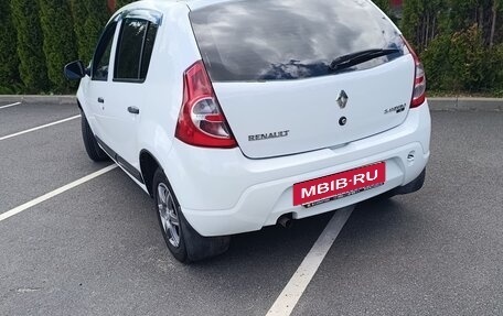 Renault Sandero I, 2013 год, 645 000 рублей, 3 фотография