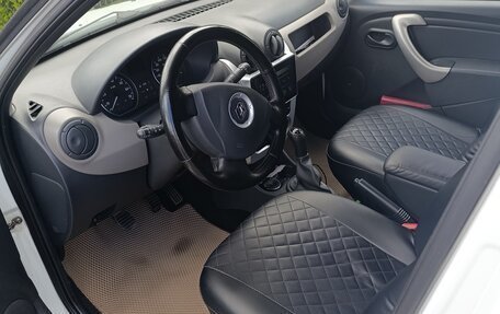 Renault Sandero I, 2013 год, 645 000 рублей, 4 фотография