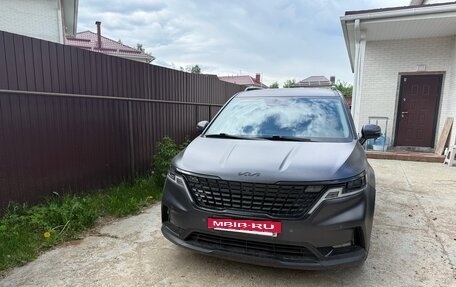 KIA Carnival, 2023 год, 5 300 000 рублей, 3 фотография