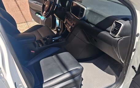 KIA Sportage IV рестайлинг, 2020 год, 2 900 000 рублей, 17 фотография