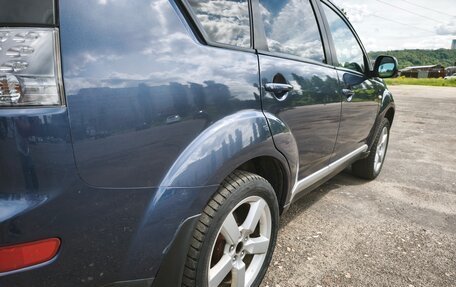Mitsubishi Outlander III рестайлинг 3, 2008 год, 1 075 000 рублей, 10 фотография