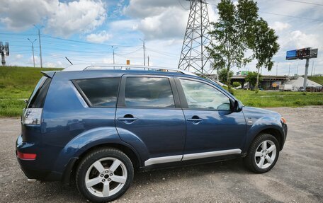 Mitsubishi Outlander III рестайлинг 3, 2008 год, 1 075 000 рублей, 5 фотография