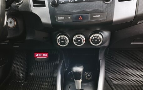 Mitsubishi Outlander III рестайлинг 3, 2008 год, 1 075 000 рублей, 33 фотография
